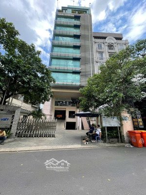 tòa nhà mặt tiền cộng hòa, q. tân bình - dt: 10x30m - hầm 8 tầng - hđt: 300 triệu - giá: 55 tỷ