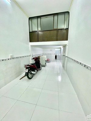 nhà nc - xô viết nghệ tĩnh - 3x15m - trệt lửng - 2pn 2wc - 13 triệu tl - hằng xem nhà