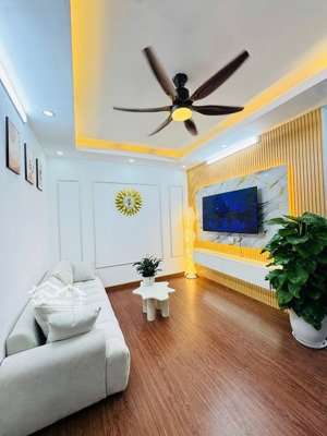 em cần bán gấp căn 2 ngủ tại ct12c kim văn kim lũ, 54.3m², full nội thất, sổ đỏ giá 4.15 tỷ