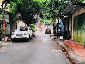 bán gấp nhà đa sỹ kiến hưng lô góc 33.8m2, 5 tầng, gần quận uỷ, khu dân trí cao