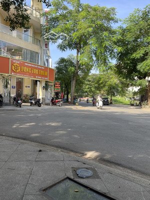 bán 10 lô đất đông thủ thiêm giá tốt 