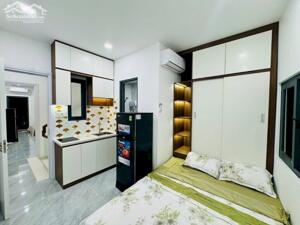 Bán siêu CHDV Q10 dt 50m2 5 lầu 7CHDV full NT giá nhỉnh 9 tỷ