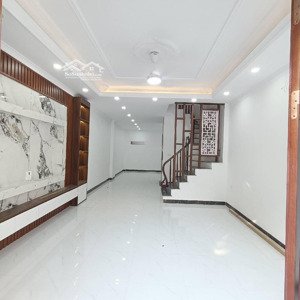 nhà hoàng mai, ô tô vào nhà, 6 tầng, thang máy, mt4,2m, dt: 60m2, giá: 14,95tỷ.