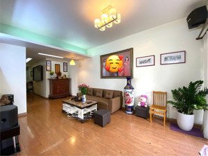 bán cc tại happyhouse, 6,8 tỷ, 113m2, 3pn, 2wc,ban công đn.sổ đỏ lâu dài