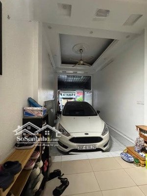 bán nhà mặt phố hoa bằng,23,9 tỷ- 64m2 - 5 ngủ - gara ô tô - tầng 1 kinh doanh