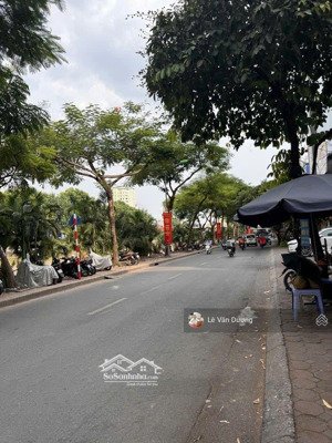 mặt phố nguyễn khang-106m -7 tầng thang máy, vỉa hè đá bóng cho thuê 80tr/th sổ vuông- kinh doanh