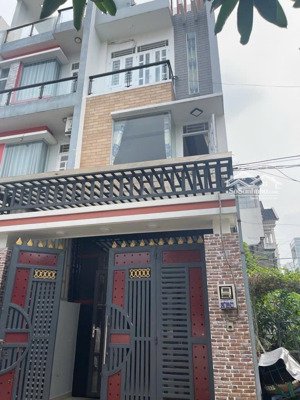 chủ gấp bán giảm 200tr còn 7,1 tỷ tl 67m2-4 tầng -hxh-gần 225 lê văn quới , shr , hc đủ