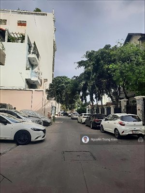 bán chdv nguyễn thị thập, quận 7 - sd 318m2, 20 phòng, 4 tầng, thang máy - 100tr/th