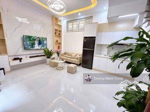 mê hồn! nhà mới thịnh quang trung tâm đống đa 2 thoáng vĩnh viễn,full nội thất giá chỉ 7,75 tỷ!