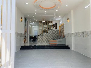 bán nhà 5,2 x 20 đường nhựa thông sau chợ đại hải