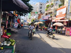 mặt tiền kinh doanh chợ phường tân quý dt 4mx18m 1 lầu giá 8,9 tỷ