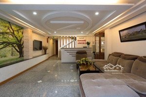 khách sạn 5 tầng 14 phòng ngay bãi tắm mỹ khê