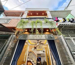 nhà đẹp sát q1 nhà hxh đinh tiên hoàng, p. 1 bình thạnh 60m2! cho thuê 20 tr/tháng