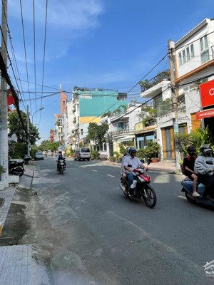 cho thuê nhà trệt lầu mới sơn sửa mặt tiền phan huy thực p. tân kiểng quận 7