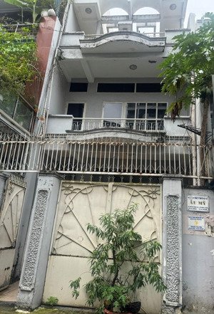 **bán nhà hẻm 202 phạm văn hai** phường 5, quận tân bình; (5,5x19) 4 tầng