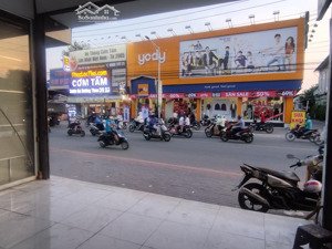 bán nhà 5x50m mặt tiền đường 22/12