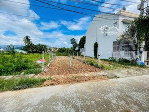 đất mặt tiền thượng móc, vĩnh thạnh, dt: 90m2 giá 2 tỷ 680 vuông đẹp, có thương lượng