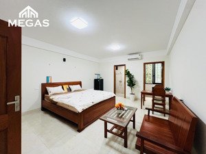 cho thuê studio ban công, tách bếp full nội thất ngay nguyễn khang, công viên cầu giấy
