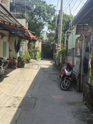 do kẹt vốn nên bán nhà hxh - ngang 5.5m - đường trần xuân soạn, p. tân hưng, q7 - nhỉnh 6 tỷ