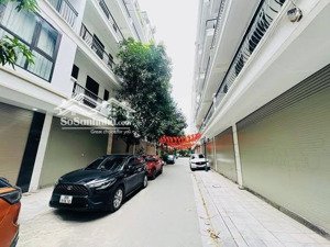 bá́n căn liền kề hải ngân - thanh liệt.ô tô,ô chờ thang máy,kinh doanh,văn phòng,hơn 18 tỷ