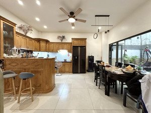 ngay mt vườn lài - 2 mặt hxh trước sau - ngang 4.2x17m - khu phân lô - chính chủ. nhỉnh 6 tỷ