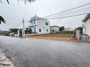 chính chủ bán gấp 130m2 mặt tiền 8m gần kcn vsip và gần dự án flamingo quất lâm