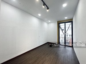 trống sẵn studio bancol không gian mở ngay ngã tư phú nhuận phan xích long thang máy tận phòng