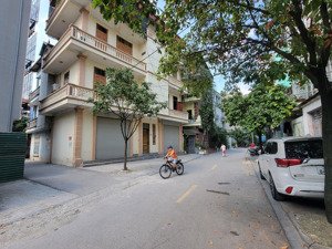 nhà 5 tầng văn phú hà đông 10m ra liền kề tt16 tiện ích kđt ô tô đỗ ngày đêm, ở sướng