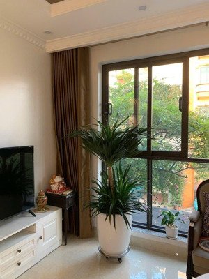 mai phúc - phúc đồng 50m2 6 tầng giá chỉ 16 triệu lh xem nhà zalo) nguyên căn