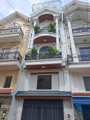 bán nhà phố mới đẹp full nội thất-hiẻm 403 đường huỳnh thị hai, hiẻm nhựa 8m