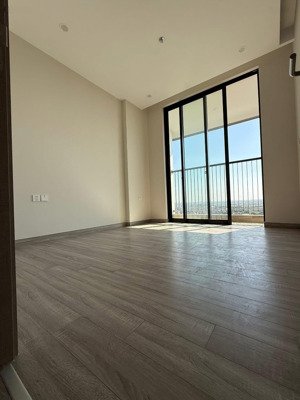 bán nhanh căn 3pn góc tại sky forest tầng có vườn chân mây