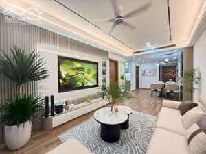 Bán căn hộ chung cư Ngoại Giao Đoàn – DT 128m2 – Giá chỉ 14,5 tỷ - Tầng đẹp.