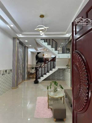 bán nhà mã lò - dt56m - 3 tầng - mới cứng - nhỉnh 5 tỷ - hẻm đẹp - khu tầng suất phát triển cao.