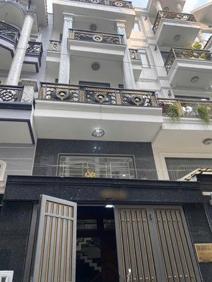 cho thuê nhà mới khu nhà phố đồng bộ phạm văn chiêu