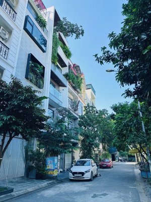 bán nhà phân lô giang biên, long biên tuyệt phẩm 75m mặt tiền 5m 6 tầng thang máy, vỉa hè rộng