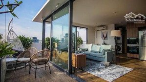 penthouse ban công rộng với full nội thất tại thảo điền, quận 2, giao thoa quận 4