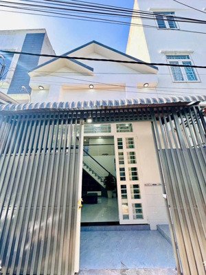 bán nhà tx 24. dt 5 x12. giá 4 tỷ 280