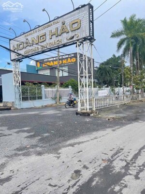 NHÀ GÓC 2 MẶT TIỀN KHU DÂN CƯ HOÀNG HẢO - PHƯỜNG THANH ĐỨC VĨNH LONG