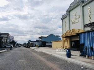 trục đường sáng đầu tư tiềm năng
kdc thuận giao bd hcm. dt 9x33 full thổ cư
đường nhựa vỉa hè 18.