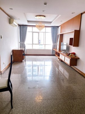 cho thuê căn hộ hoàng anh giai việt q8. 150m2 3pn giá 16tr