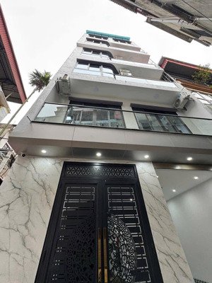 bán nhà cầu giấy , ngõ 165 , dt 53 m2, 5 tầng , mặt tiền 4.2m , 10m ra phố . 13,9