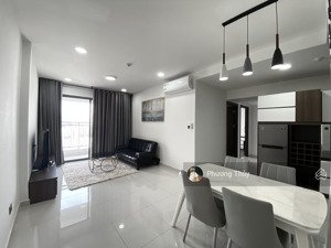 hạ giá 500 triệu bán nhanh, ch screc tower q.3, giá 1 tỷ 950 dt76m2, 2pn2nvs, nội thất cơ bản - shr