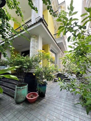 chú cừ bán nhà hẻm ôtô đẹp nguyễn văn thủ - đakao - q.1 gần chợ tân định, giá 4tỷ100 cho thuê 24tr