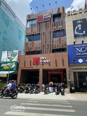 bán nhà mt nguyễn gia trí q. bình thạnh - (8.5m x 21m - 172m2) - hđt 165 triệu/ tháng - giá 72 tỷ