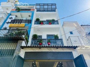 chú năm bán nhà 43m2 lê văn duyệt, bình thạnh xây 4 tầng giá 2tỷ150. gần bệnh viện ung bướu. hẻm 5m