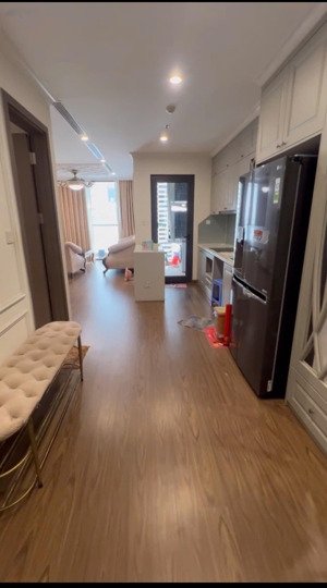 bán căn hộ vinhomes west point,4pn 3vs , 142m2, giá tốt , đang giảm 500tr , pháp lý đầy đủ