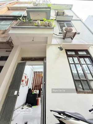 nhà dân xây mỹ đình 31m ra ô tô, 2 thoáng, ngõ rộng, hợp mua ở lâu dài, giá chỉ 8 tỷ.