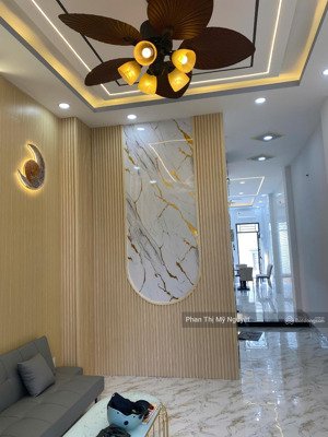 nhà mt mới đẹp-thang máy-vào ở ngay khu đinh tiên hoàng-bt,dt : 4x19m,5t chỉ 12,5 tỷ tl,0903,155438