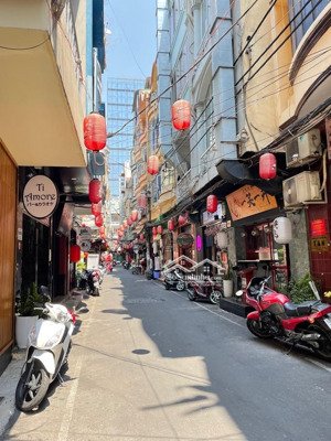 bán nhà 14 tỷ đường lê thánh tôn phường bến nghé quận 1