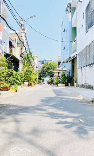 gấp bán, nhà gò vấp, 2 tầng btct, gần emart phan huy ích, hẻm 6m xe tải tránh, 4.5x17m, nhỉnh 8 tỷ